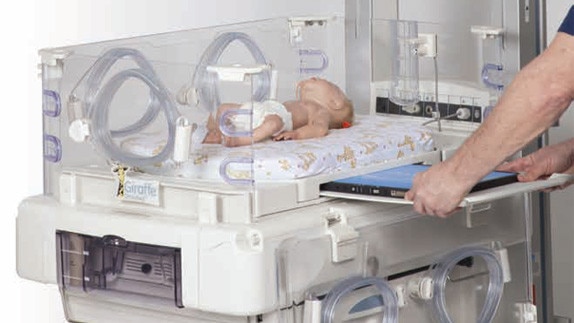 duct-maternal-infant-care-giraffe-omnibed-easy-transition-hotspot-2